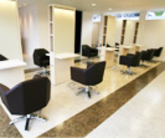 GALLARIA Elegante 春日井店 | 春日井のヘアサロン GALLARIA Elegante 春日井店 | 春日井のヘアサロン