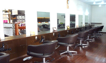 hairs BERRY 小舟江店 | 松阪のヘアサロン hairs BERRY 小舟江店 | 松阪のヘアサロン