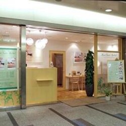 Mont Saint Michel　クリスタ長堀店 | 心斎橋のリラクゼーション