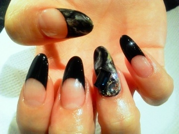 ネイルサロンSyiSyu　梅田店 | 梅田のネイルサロン