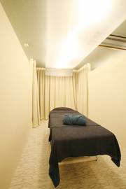 ＳＵＰＲＥＡＭ homme 梅田店 | 梅田のエステサロン