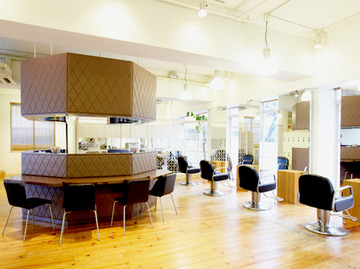 C5 deux | 十三のヘアサロン C5 deux | 十三のヘアサロン