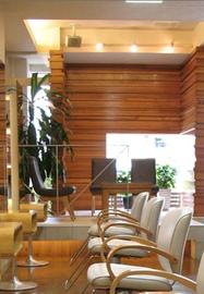 パウワウ（ＰＯＷＷＯＷ） | 九条/弁天町のヘアサロン