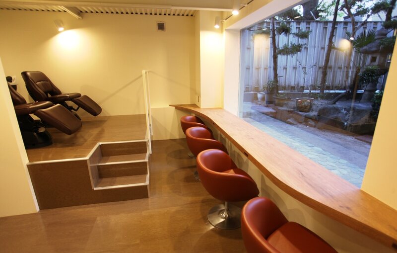 FUCHI KUCHI amati 豊中店 | 豊中のヘアサロン