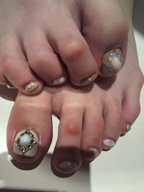 ネイルサロンSyiSyu　天満店 | 天満/南森町のネイルサロン