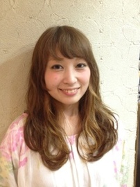 アン・リップス | 堺のヘアサロン