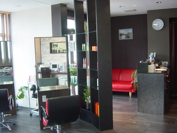 ｉｌ ｓａｌｏｎｅ ｄｉｖｅｒｔａ | 岸和田のヘアサロン