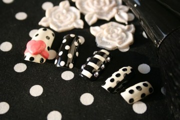 RIOSSA.NailSalon | 元町のネイルサロン RIOSSA.NailSalon | 元町のネイルサロン