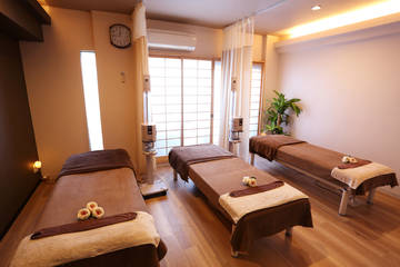 「彩 -IRODORI-」 烏丸サロン | 御池/御所/二条城のエステサロン