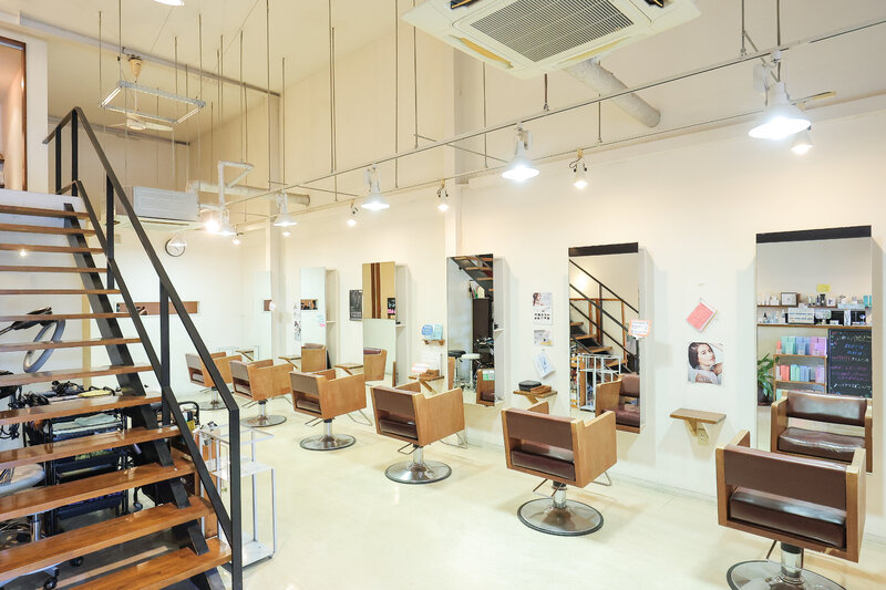 Hair Salon DONNA 香芝旭ヶ丘店 | 香芝のヘアサロン