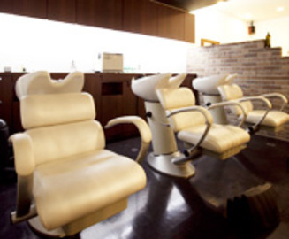 ＬＩＰＳＴＩＣＫ | 和歌山のヘアサロン