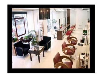 ブルーノリヴゴーシュ 薬院 | 薬院/渡辺通/桜坂のヘアサロン