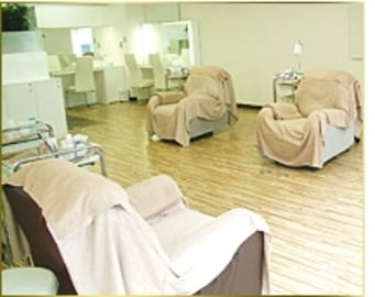 DOT1101 福岡天神店 | 天神/大名のアイラッシュ DOT1101 福岡天神店 | 天神/大名のアイラッシュ