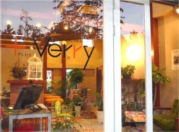 ＋Verry | 松山のヘアサロン