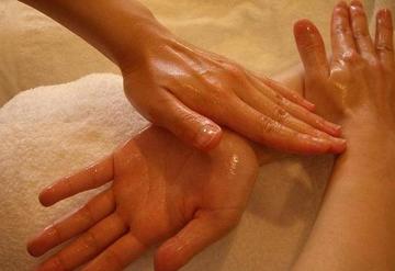 Refre AVA店 | 松山のリラクゼーション