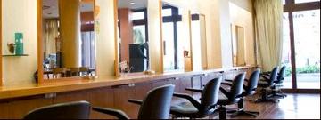 ボンニー 南国店 | 南国のヘアサロン