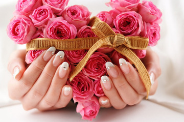 CRYSTAL NAIL福岡天神店 | 天神/大名のネイルサロン CRYSTAL NAIL福岡天神店 | 天神/大名のネイルサロン