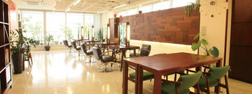 キアラ | 天神/大名のヘアサロン