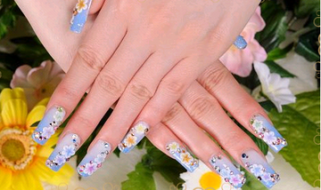 CRYSTAL NAIL イオン延岡店 | 延岡のネイルサロン