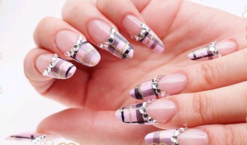 CRYSTAL NAIL イオン延岡店 | 延岡のネイルサロン