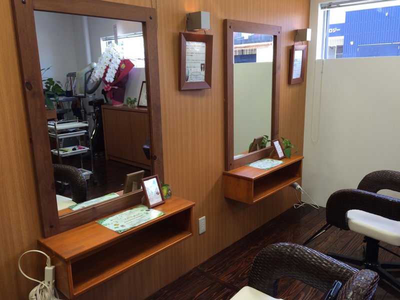 SPACETRIBE | 日向のヘアサロン SPACETRIBE | 日向のヘアサロン