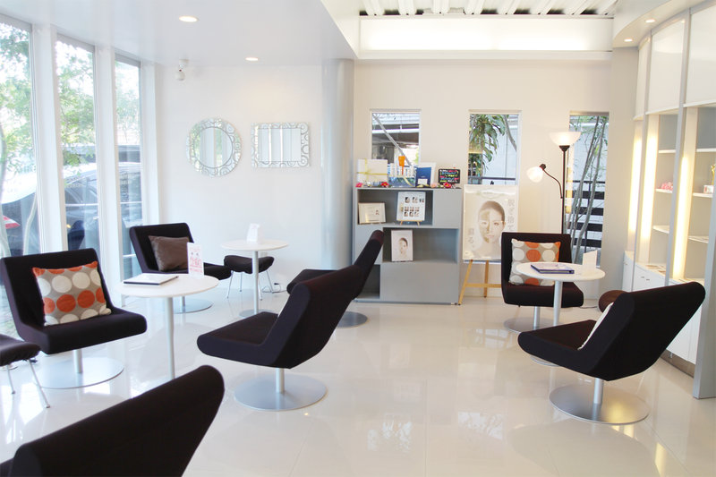 ユニバーサルオキナワ　新都心店 | 那覇のエステサロン