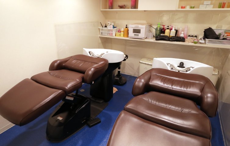 FUCHI KUCHI 曽根本店 | 豊中のヘアサロン