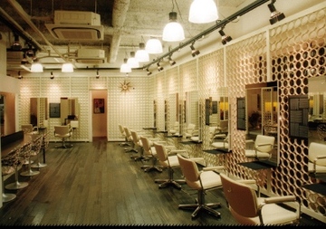 MASHU GRAND VASE | 東大阪のヘアサロン