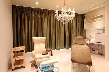 ＳＵＰＲＥＡＭ梅田店 | 梅田のエステサロン