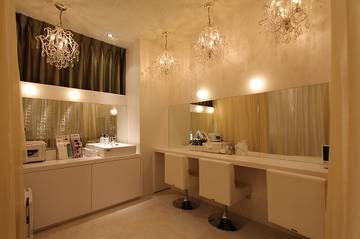 ＳＵＰＲＥＡＭ梅田店 | 梅田のエステサロン