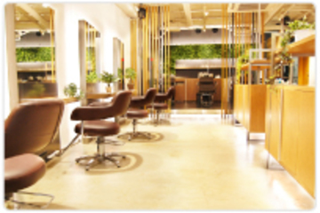 SALONS 四条室町店 | 御池/御所/二条城のヘアサロン