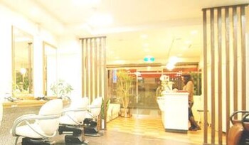 Freez 千鳥橋店 | 福島のヘアサロン