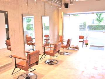 HAUS | 大曽根/黒川のヘアサロン