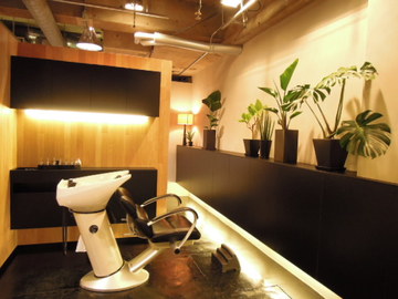 ERNEUER | 代官山のヘアサロン ERNEUER | 代官山のヘアサロン