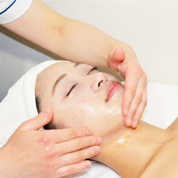 ラグジュアリースタイル・ビューティー | 名駅のエステサロン