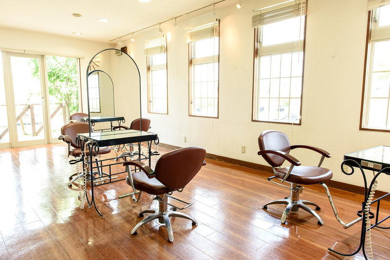 ゆう美容室 守山吉根店 | 大曽根/黒川のヘアサロン