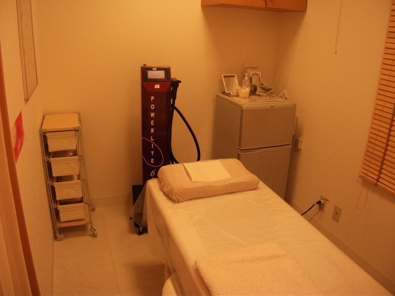 お得な全身美肌脱毛サロン Lilyet Blange 藤沢店 | 藤沢のエステサロン お得な全身美肌脱毛サロン Lilyet Blange 藤沢店 | 藤沢のエステサロン