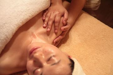 ハッピーフェイスサロン　クレッセンス | 大宮のエステサロン