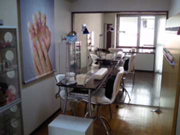Premiere Nail 下連雀通り店 | 三鷹のネイルサロン