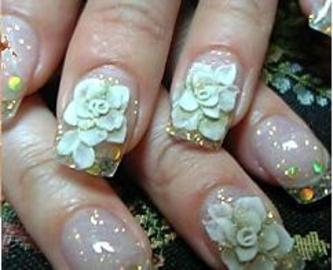 Premiere Nail 下連雀通り店 | 三鷹のネイルサロン