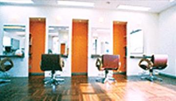 Van family　四ツ居店 | 福井のヘアサロン