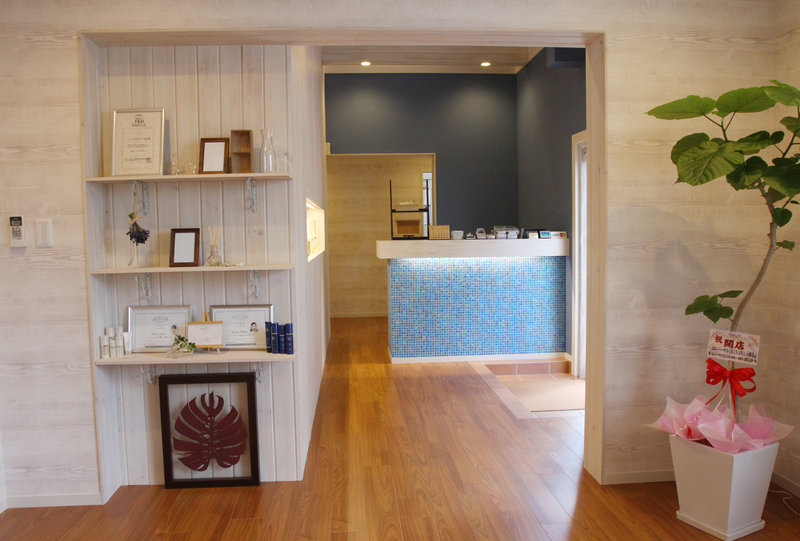 ユニバーサルオキナワ　小禄店 | 那覇のエステサロン