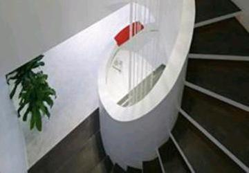 KINGDOM　元町店 | 元町のヘアサロン