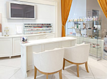 ラヴィ ネイルズ | 大通のネイルサロン