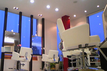 ViVid　QUATTRO　蓮田店 | 蓮田のヘアサロン