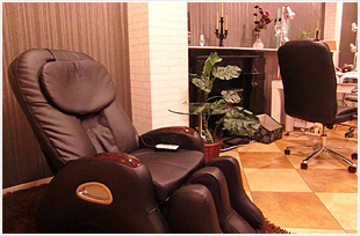 R&B 元町Salon | 元町のネイルサロン