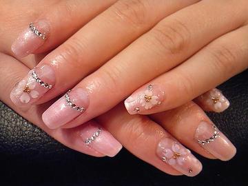 HairGardenStrawberryFieldsWhiteDoor | 与野のネイルサロン