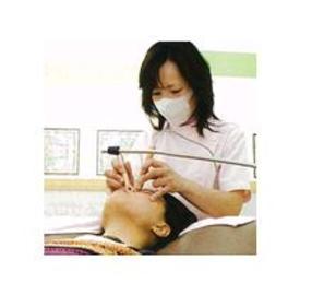 目の美容院　横浜ランドマークプラザサロン | みなとみらいのリラクゼーション