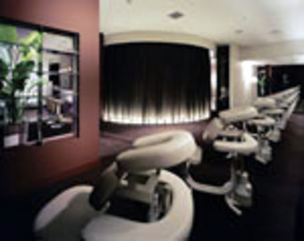 Refresh hands ホワイティうめだ店 | 梅田のリラクゼーション