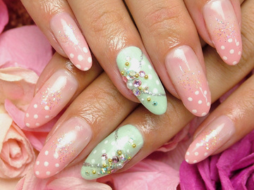 NAIL SALON glitter　烏丸店 | 四条烏丸/五条/西院のネイルサロン